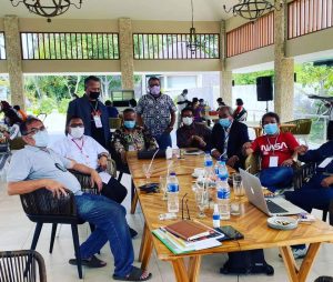 Foto: Diskusi di Ruang Makan di Nyiur Resto Putri Duyung, Ancol, Jakarta Utara. Minggu, (07/02/2021) Sore Kemarin Berlangsung Hangat. Tampil dalam Diskusi Ketua Umum PWI Pusat, Atal Sembiring Depari, Wakil Ketua Dewan Pers, Hendri Ch Bangun dan Ketua Komisi Kompetensi PWI Pusat, Kamsul Hasan