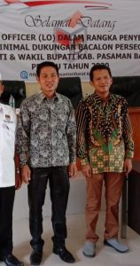 Foto : Komisioner Devisi Hukum KPU Pasaman Barat, Wanhar (Kiri) dan Koordiv Pengawasan Hubungan Masyarakat dan Hubungan Antar Lembaga Bawaslu Pasaman Barat Aditia Pratama (Kanan) (Ist)