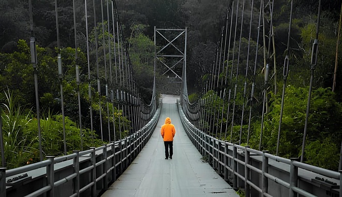 Pesona Jembatan 5,5 Miliar di Atas Crazy Rich Village Sumatra Barat. (Foto : Dok. Istimewa)