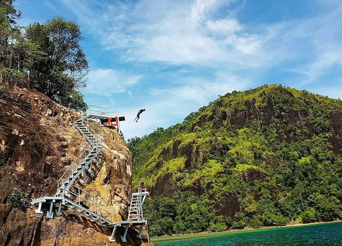 Menjelajahi Keindahan Tersembunyi Pulau Sironjong, Ini Tips dan Trik Wisata yang Bikin Petualanganmu Makin Berkesan! (Foto : Dok. Istimewa)