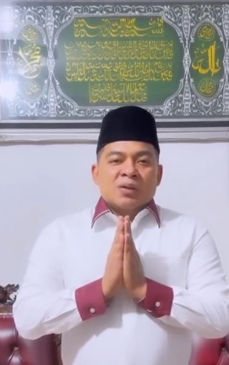 Ade Sudarman Sampaikan Ucapan Selamat Idul Fitri kepada Warga Dharmasraya