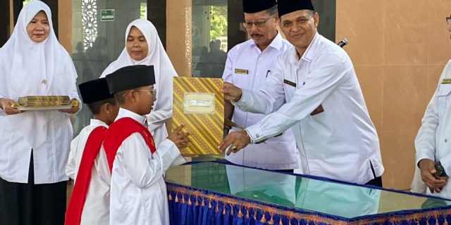 Kemenag Adakan Wisuda Tahfiz Pertama di Kota Solok