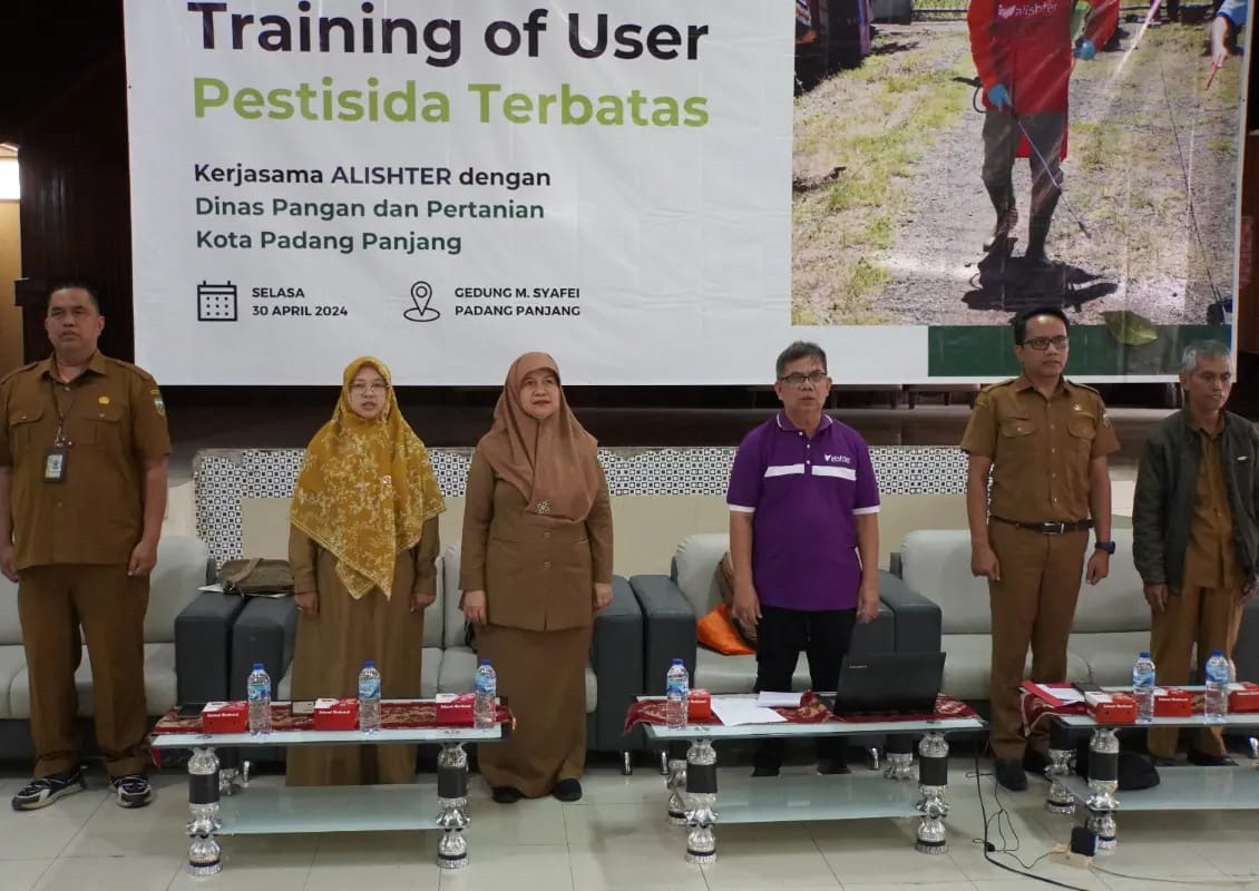 Tingkatkan Pengetahuan tentang Pestisida, 100 Petani di Padang Panjang Gelar Training of User Pestisida