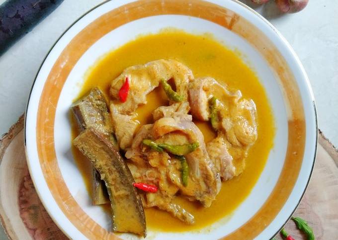 Nikmati Sensasi Gulai Hiu, Kuliner Tak Lazim dari Air Bangis Sumatera Barat (Foto: Dok.Istimewa)