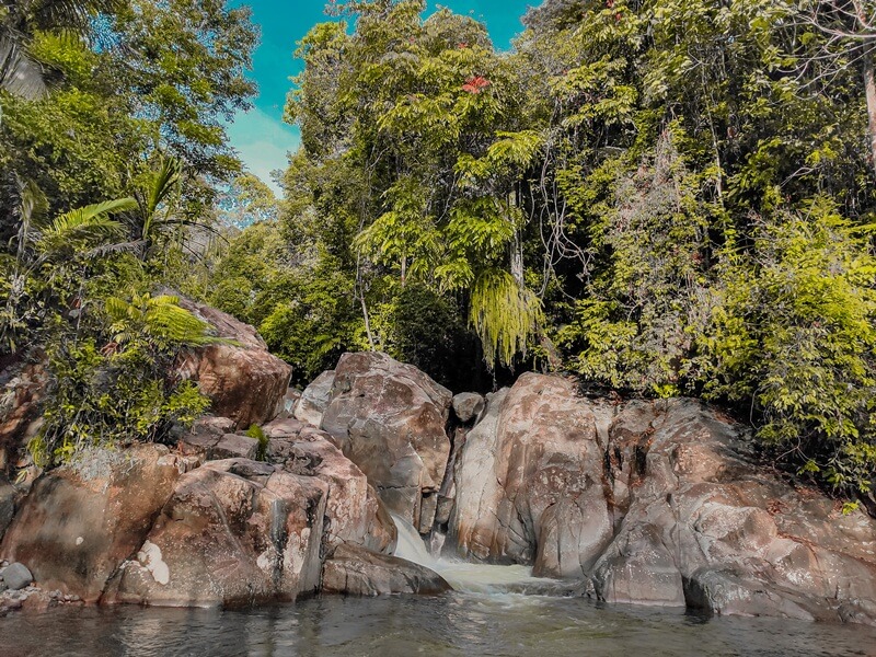 Wisata Sumbar, Keindahan Air Terjun Koto Tangah yang Menakjubkan, Cocok Untuk Refreshing (Foto: Dok.Istimewa)