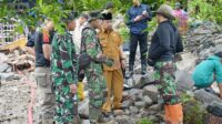 Bupati Agam Tinjau Rumah Warga Terdampak Longsor di Sigiran Tanjung Raya