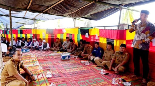 Bupati Sijunjung Benny Dwifa Yuswir Hadiri Tradisi Bakawua Adat di Lubuak Tarok