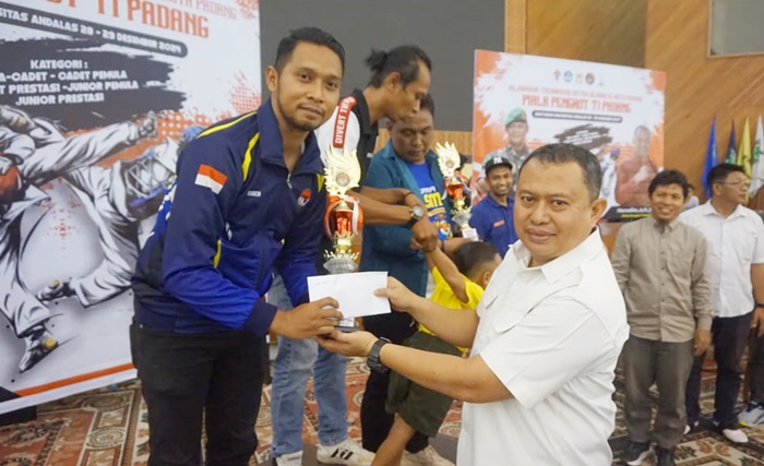 Dominasi Kemenangan Kejuaraan Taekwondo Padang 2024, HTC Fighter Raih Juara Umum