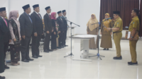 Gubernur Lantik Pejabat Administrator dan Pengawas di Lingkungan Pemprov Sumatera Barat