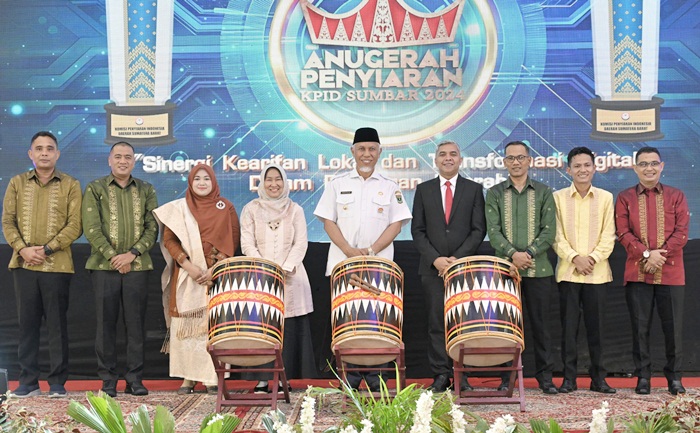 Hadiri KPID Award 2024, Gubernur Sumbar Dorong Penyiaran Positif untuk Lindungi Anak dan Remaja