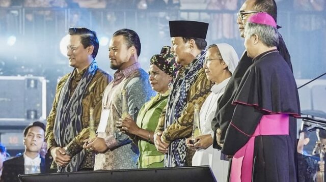 Hadiri Puncak Perayaan Natal 2024, Presiden Prabowo Ucapkan Terima Kasih kepada Kapolri dan Panglima TNI