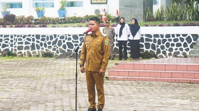 Apel Gabungan Awal Tahun 2025, Wakil Bupati Solok Ajak Maksimalkan Pelayanan untuk Masyarakat