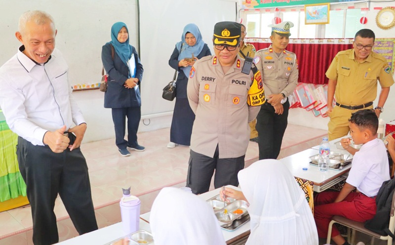 Kapolres Pessel Hadiri Peluncuran Program Makan Bergizi Gratis di Kabupaten Pesisir Selatan