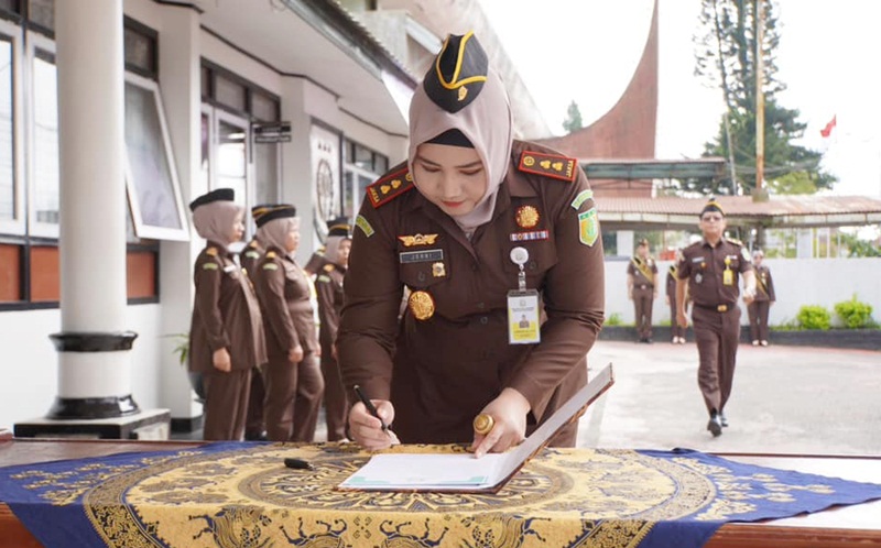 Kejari Padang Panjang Canangkan Zona Integritas, Siap Wujudkan Pemerintahan Bersih dan Akuntabel