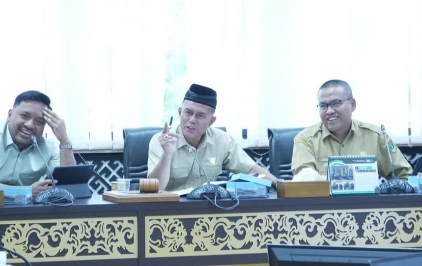 Komisi II DPRD Sumbar Gelar Rapat Evaluasi Kinerja OPD dan Persiapan Kegiatan 2025