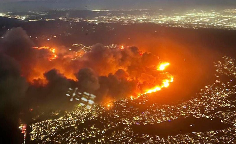 Menlu RI Pastikan Tidak Ada WNI Menjadi Korban Jiwa Kebakaran Hutan di Los Angeles