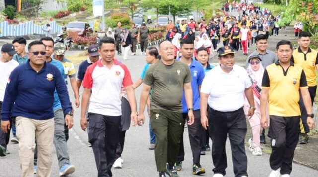 Meriah, Gerak Jalan Jantung Sehat Awali Rangkaian Hari Jadi Kabupaten Padang Pariaman ke-192