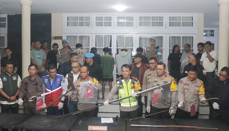 Polda Sumbar Amankan 4 Pelaku Tawuran yang Lukai Polisi dan Warga Sipil, Salah Satunya Masih Dibawah Umur