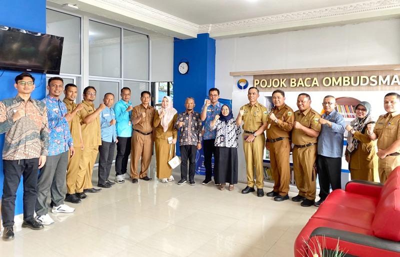 Tingkatkan Pelayanan Publik, Pemkab Solok Kunjungi Ombudsman Sumbar