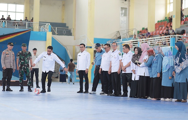 Wakil Wali Kota Solok Resmi Buka Turnamen Futsal SMANTI CUP IV 2025