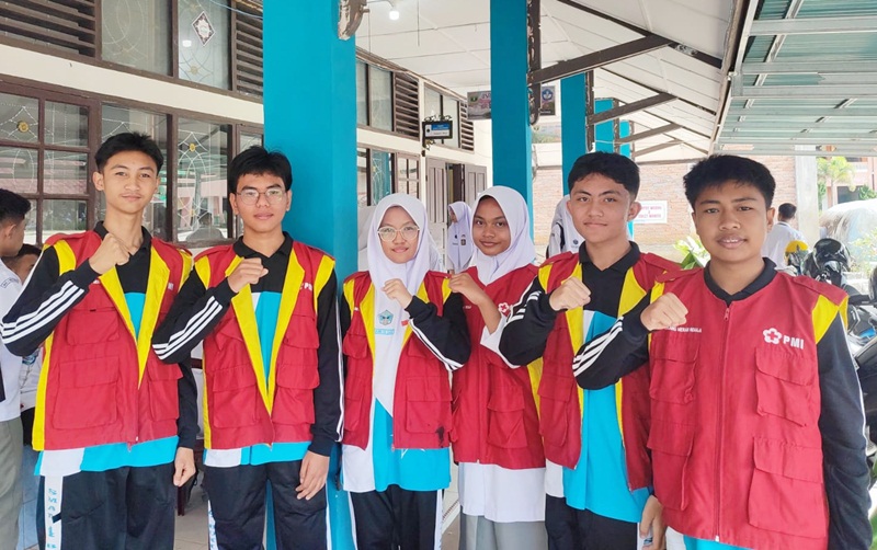 Antusiasme Tinggi, PMR WIRA SMA Negeri 4 Bukittinggi Kembali Gelar Donor Darah