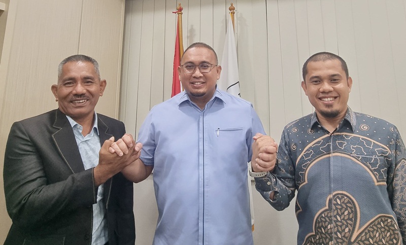 Bertemu Andre Rosiade, Pasangan Sakato Dorong Anggaran Pusat untuk Pembangunan Lima Puluh Kota