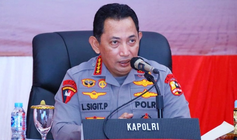 Kapolri Instruksikan Jajaran Buka Akun Medsos untuk Respon Cepat Aduan Masyarakat