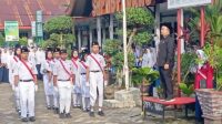 Miliki Banyak Manfaat, Ketua DPRD Padang Muharlion Resmikan Budidaya Bawang Dayak di SMPN 6