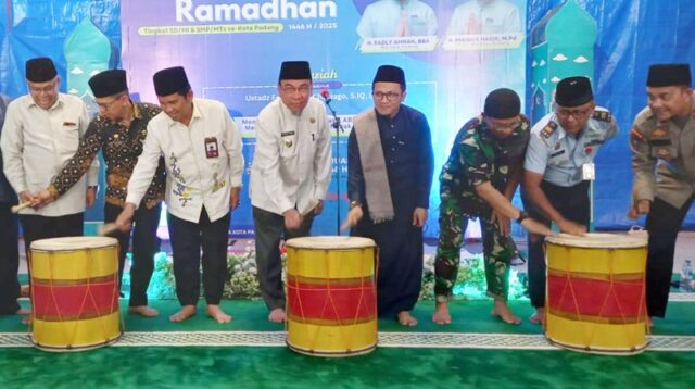 Pesantren Ramadan Resmi Diluncurkan, Wawako Padang Maigus Nasir Harus Membangun Karakter Generasi Muda