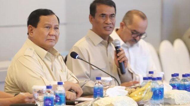 Prabowo Perintahkan Menteri ESDM Aktifkan Kembali Pengecer Gas LPG 3 Kg