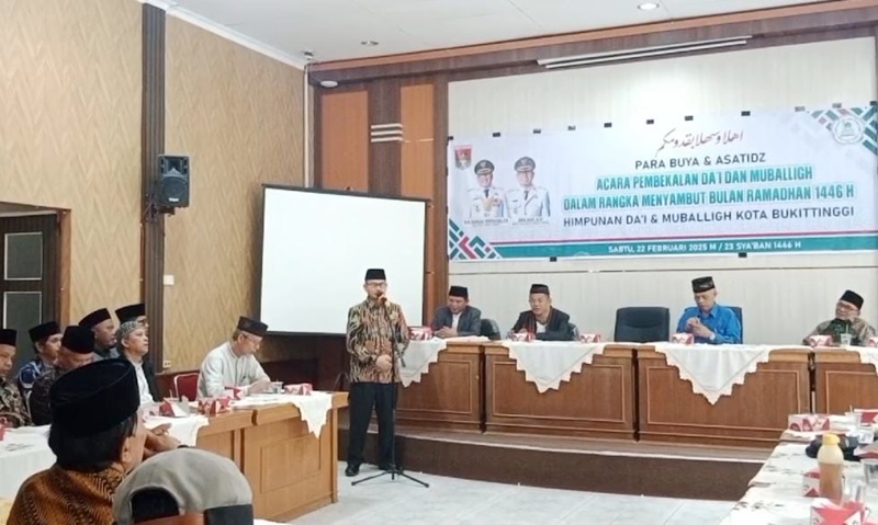 Sambut Ramadhan 1446 H, Wakil Wali Kota Bukittinggi Buka Pembekalan Da'i dan Mubaligh