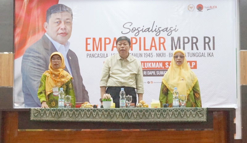 Sosialisasi 4 Pilar, Alex Indra Lukman Ajak Perempuan Sumbar Perkuat Peran Pendidikan dan Politik