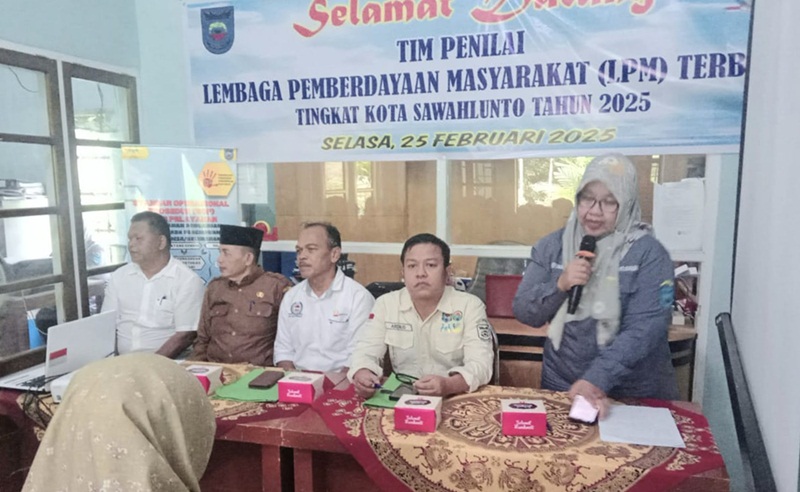 Tim Penilai Lomba LPM Sawahlunto Kunjungi Kelurahan Air Dingin