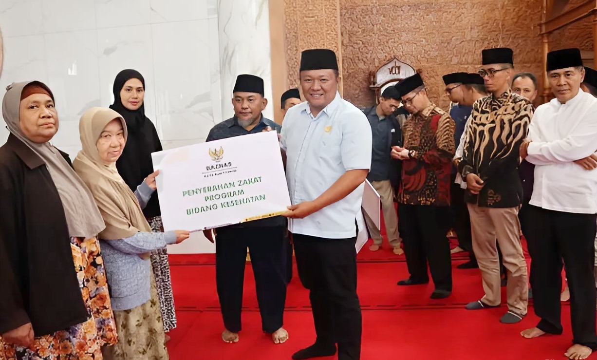 296 Warga Bukittinggi Terima Zakat, Ketua DPRD Syaiful Efendi Harap Jumlah Mustahik Berkurang