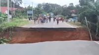 Banjir di Kabupaten Bungo, Jalur Perbatasan Sumbar-Jambi Putus Total