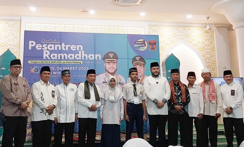 Dibuka Wali Kota Padang Fadly Amran, Pesantren Ramadan 1446 H Resmi Dimulai