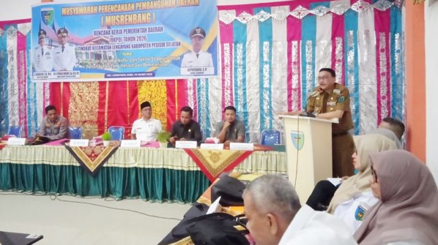 Hadiri Musrenbang di Lengayang, Bupati Pessel Hendrajoni Minta OPD Jujur dan Ikhlas Melayani Masyarakat