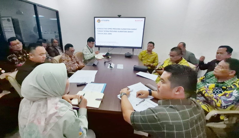 Pansus DPRD Sumbar Konsultasikan RTRW 2025-2045 ke Kementerian ATRBPN