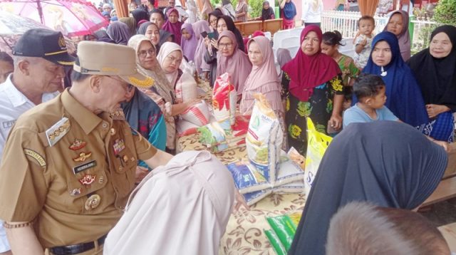 Pemkab Pessel Gelar Operasi Pasar Murah, Hendrajoni Pastikan Harga Stabil Selama Ramadan