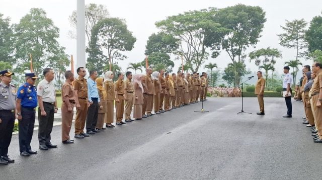 Pimpin Apel Gabungan, Wali Kota Bukittinggi Ajak ASN Tingkatkan Profesionalisme dan Efektivitas Kerja