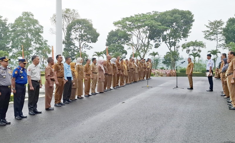 Pimpin Apel Gabungan, Wali Kota Bukittinggi Ajak ASN Tingkatkan Profesionalisme dan Efektivitas Kerja