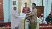 Safari Ramadan Malam Kedua, Tim XI Kota Solok Silaturahmi dengan Jamaah Masjid Baitul Falah