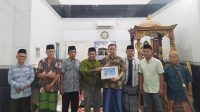 Safari Ramadan di Gunung Sarik, Anggota DPRD Padang Khalil Chaniago Salurkan Bantuan Rp15 Juta