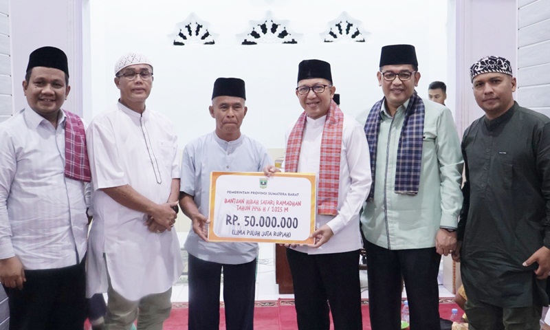 Sekda Payakumbuh Dampingi TSR Sumbar Kunjungi Masjid Amaliyah, Bahas Pembangunan dan Bantuan untuk Warga