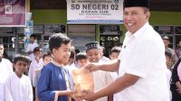 Wawako Mulyadi Tinjau Pelaksanaan Program Makanan Bergizi Gratis di SDN 02 Karan Aur dan SMAN 1 Pariaman